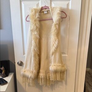 Cream Faux Fur Trim Vest